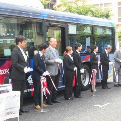ラッピングバスを活用した地域活性プロジェクト